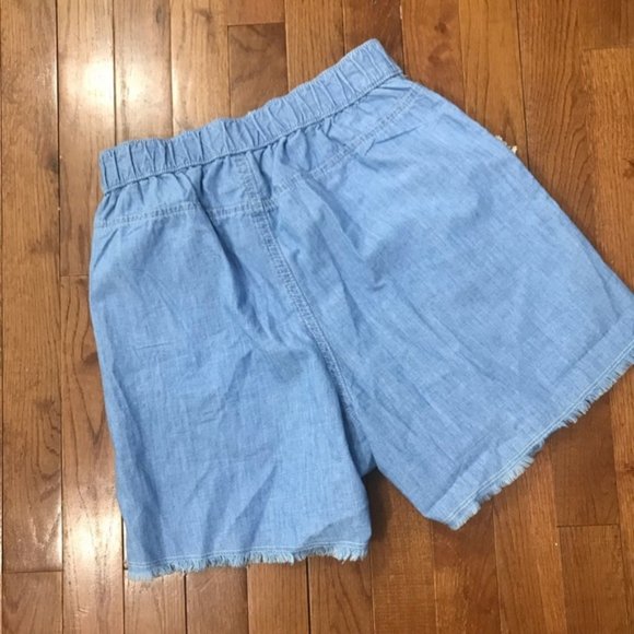 SOLD NWOT Zara Denim Chambray Shorts - Picture 2 of 4